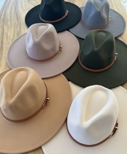 VEGAN FELT PANAMA HAT W/ LEATHER BELT
