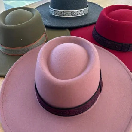 VEGAN FELT GAMLBLER HAT WITH JACQUARD TAPE (Copy)