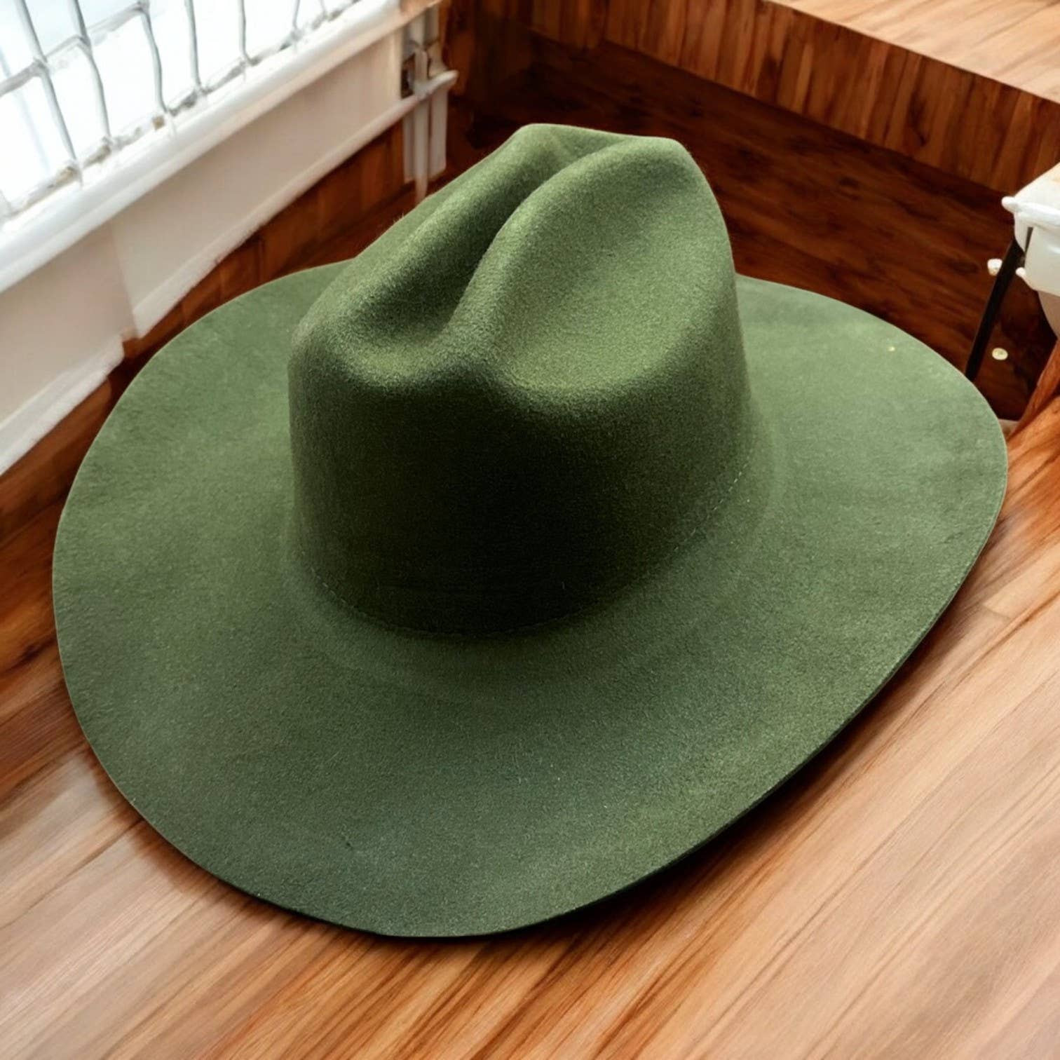 100% Australian Wool Cattleman Cowboy Hat – Shapeable Brim (Premium)
