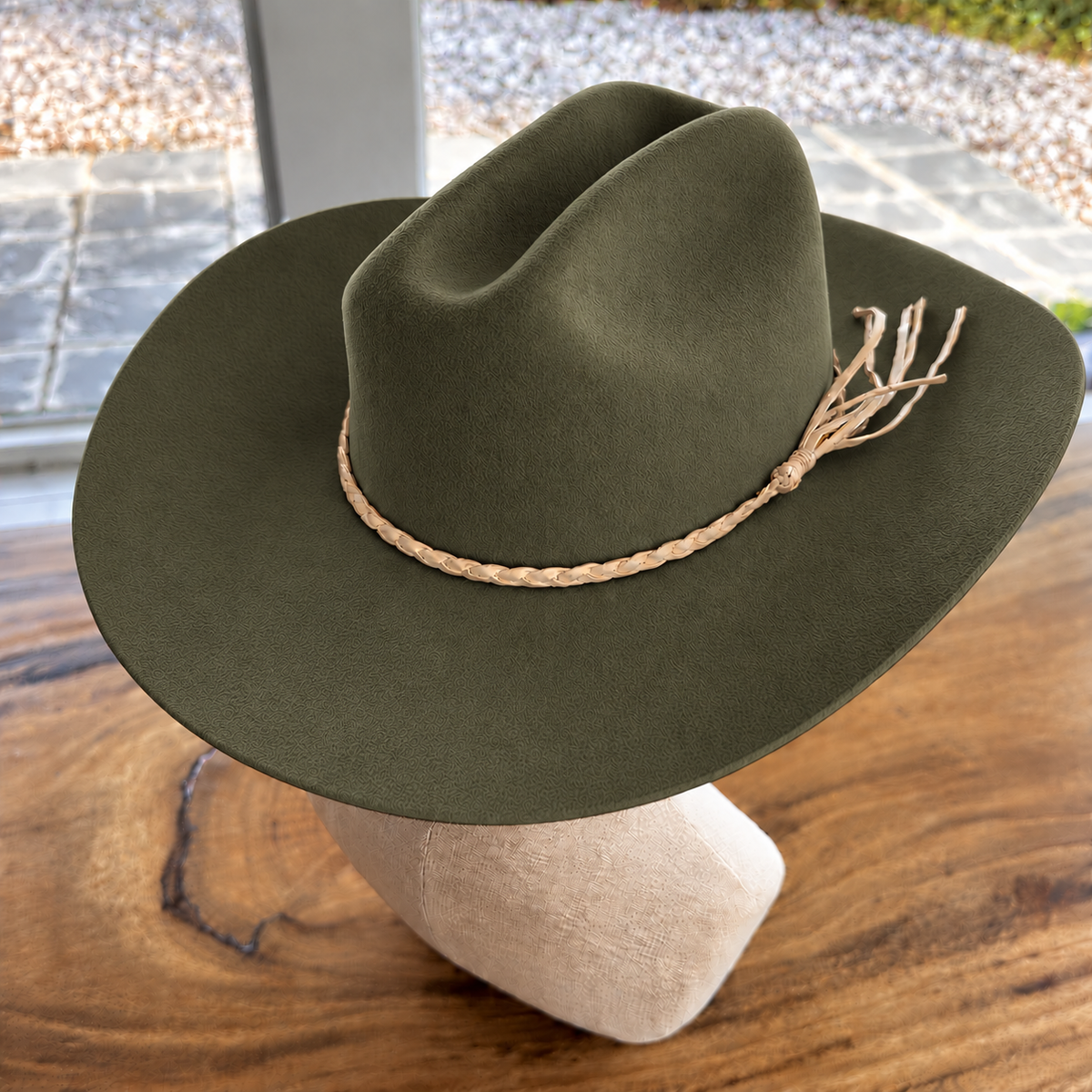 Wool Cattleman Cowboy Hat w/ Suede Belt