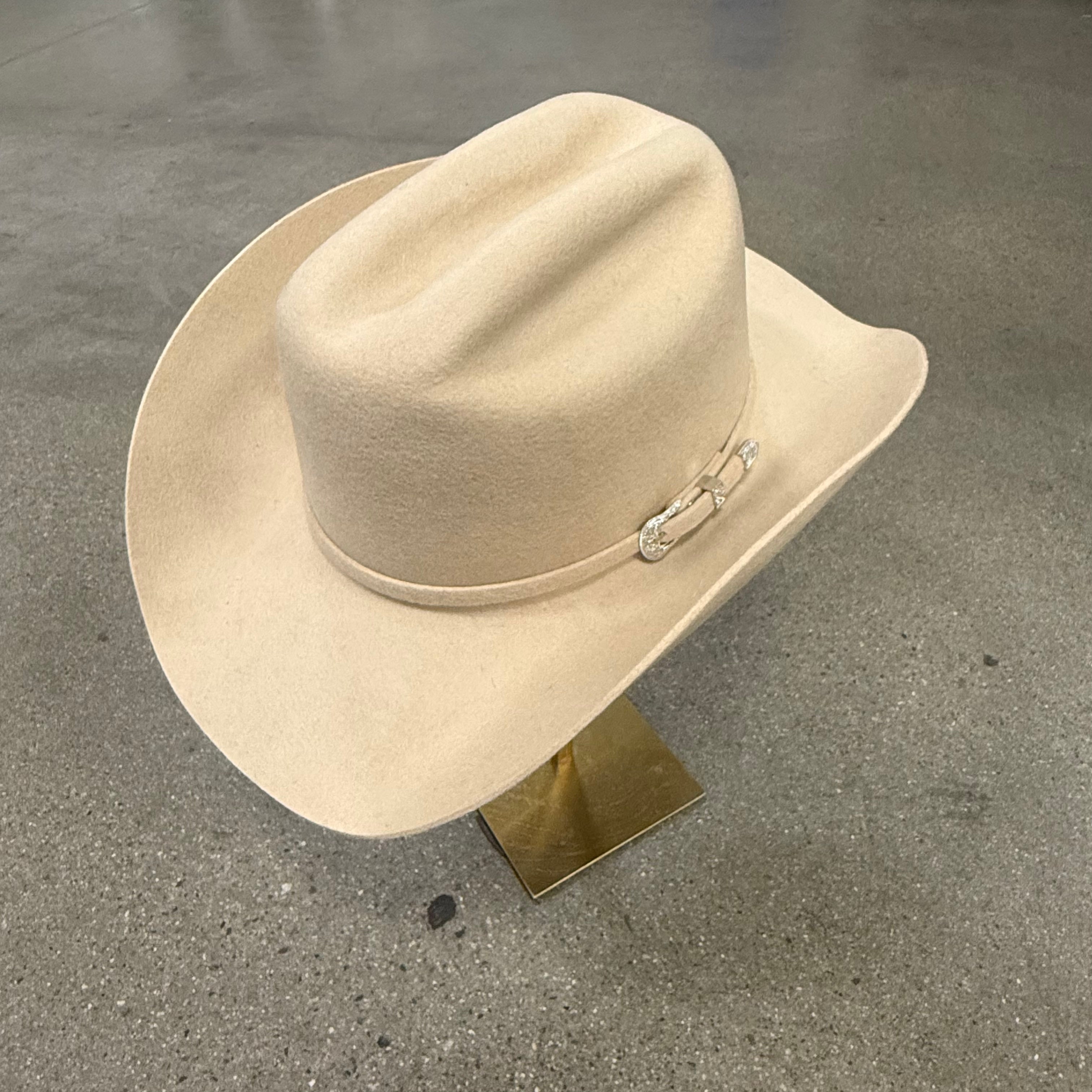 Wool Cattleman Hat – Silver Buckle Belt Western
