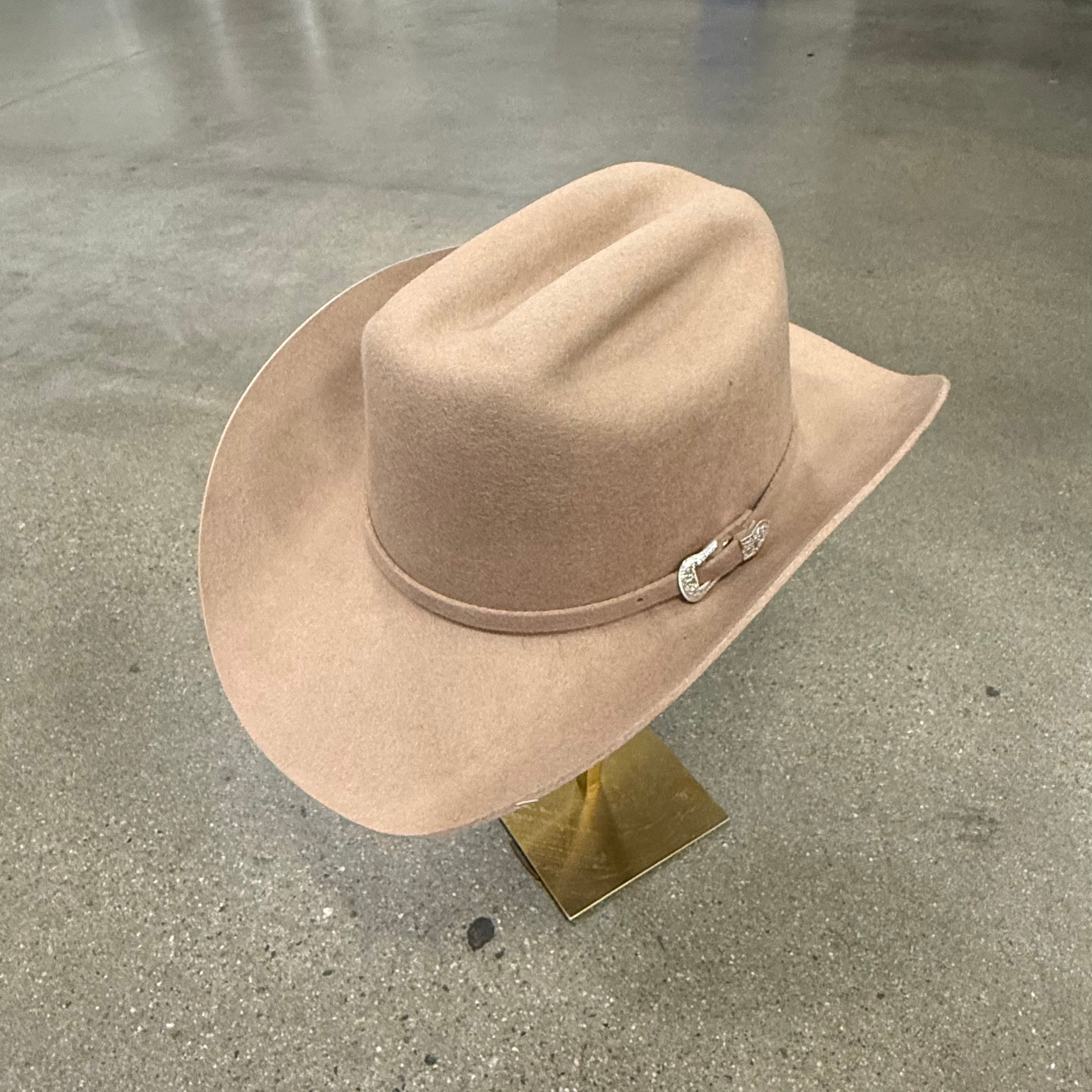 Wool Cattleman Hat – Silver Buckle Belt Western