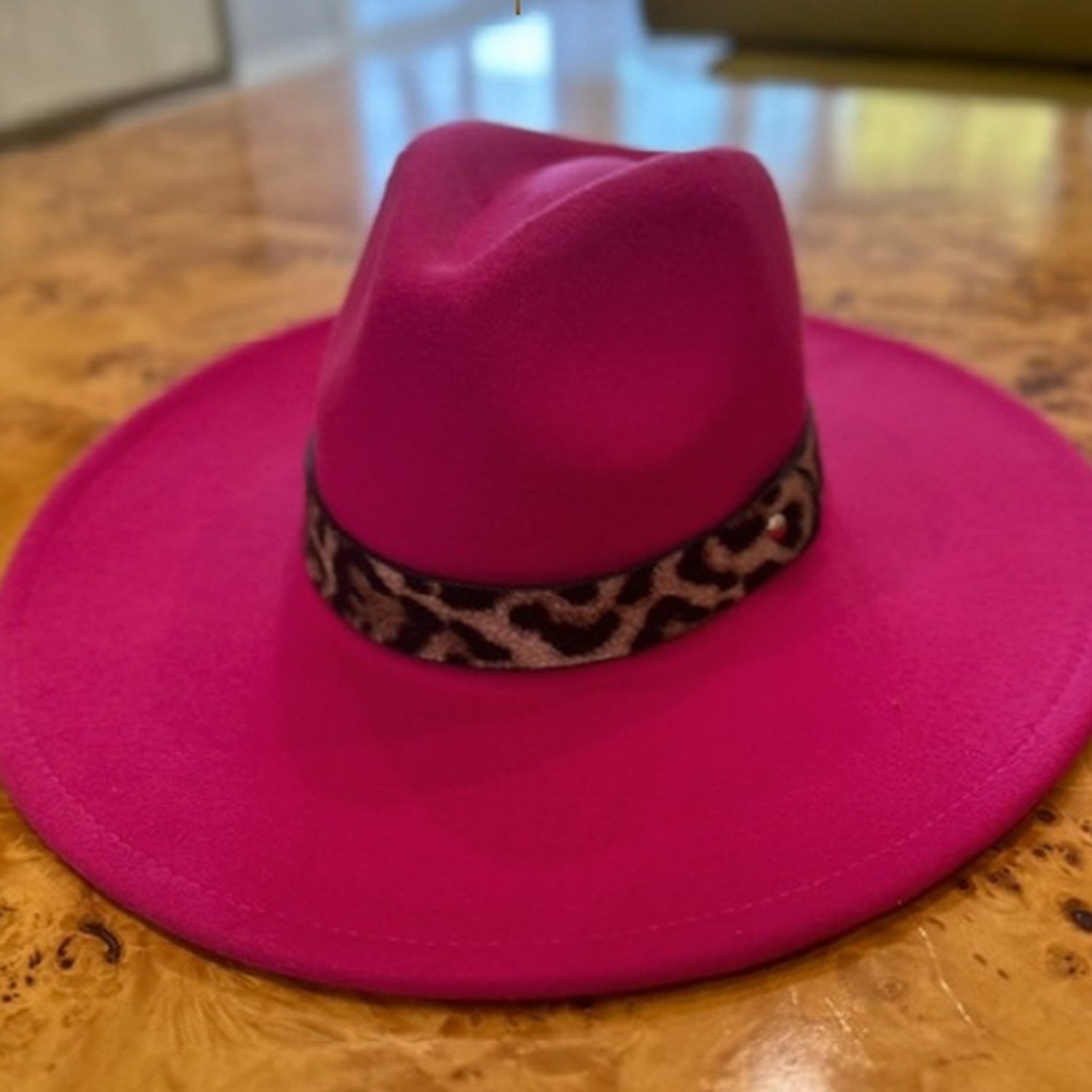 VEGAN FELT PANAMA HAT W/ LEOPARD PRINTED BELT