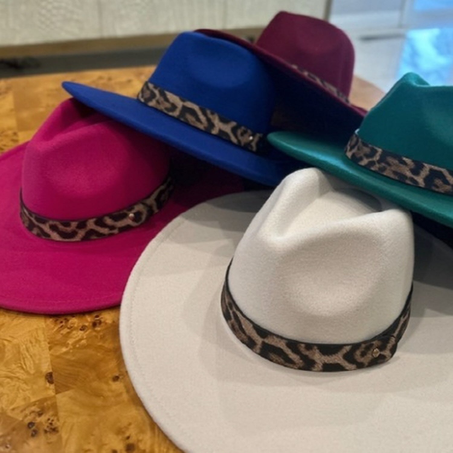 VEGAN FELT PANAMA HAT W/ LEOPARD PRINTED BELT
