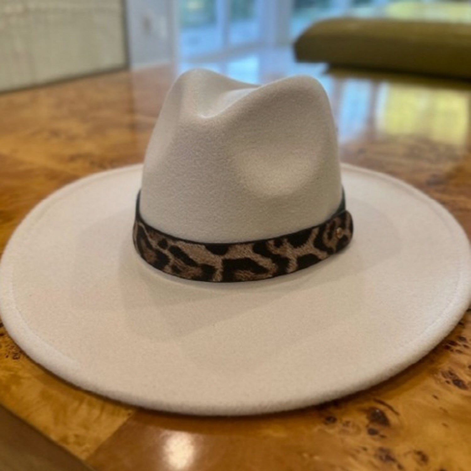 VEGAN FELT PANAMA HAT W/ LEOPARD PRINTED BELT