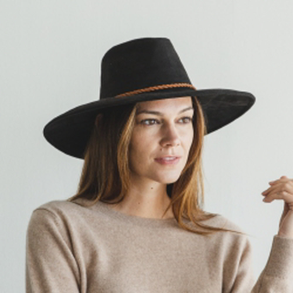 WIDE BRIM VEGAN SUEDE HAT W/ BRAIDE BELT