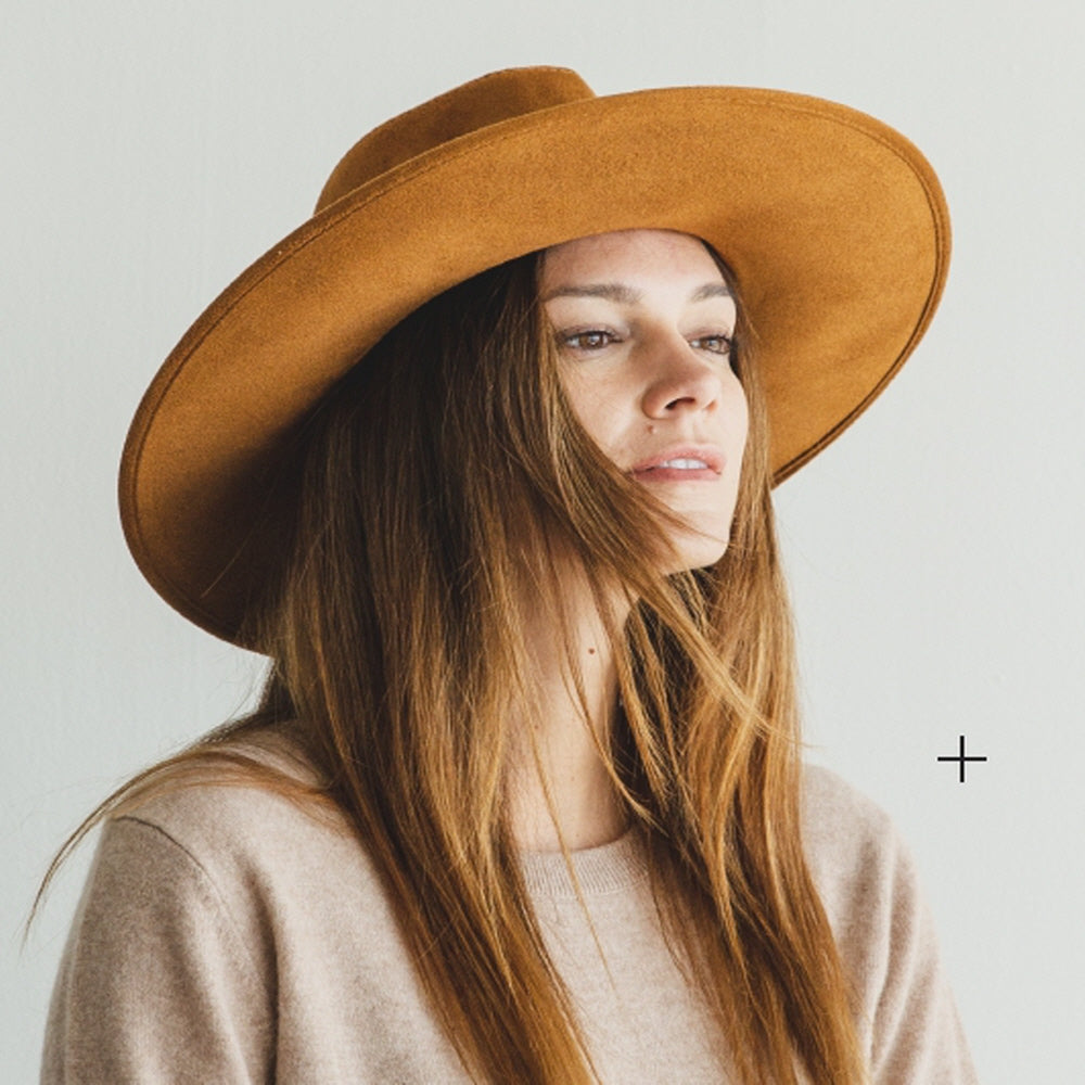 WIDE BRIM VEGAN SUEDE HAT W/ BRAIDE BELT