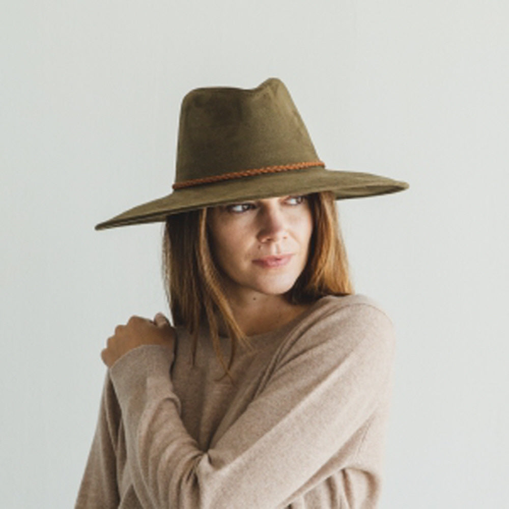 WIDE BRIM VEGAN SUEDE HAT W/ BRAIDE BELT