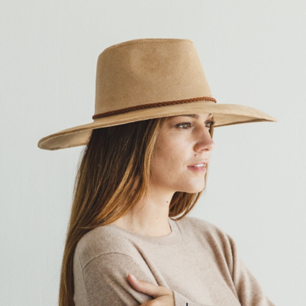 WIDE BRIM VEGAN SUEDE HAT W/ BRAIDE BELT