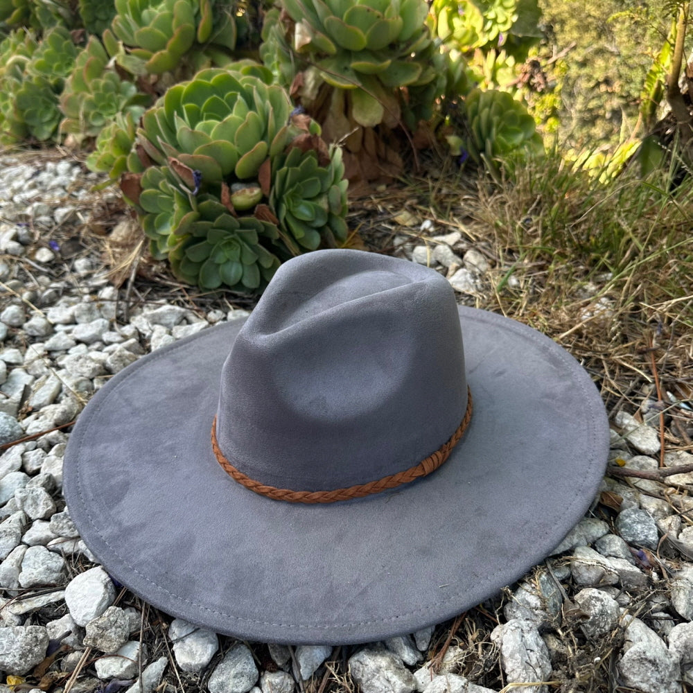 WIDE BRIM VEGAN SUEDE HAT W/ BRAIDE BELT