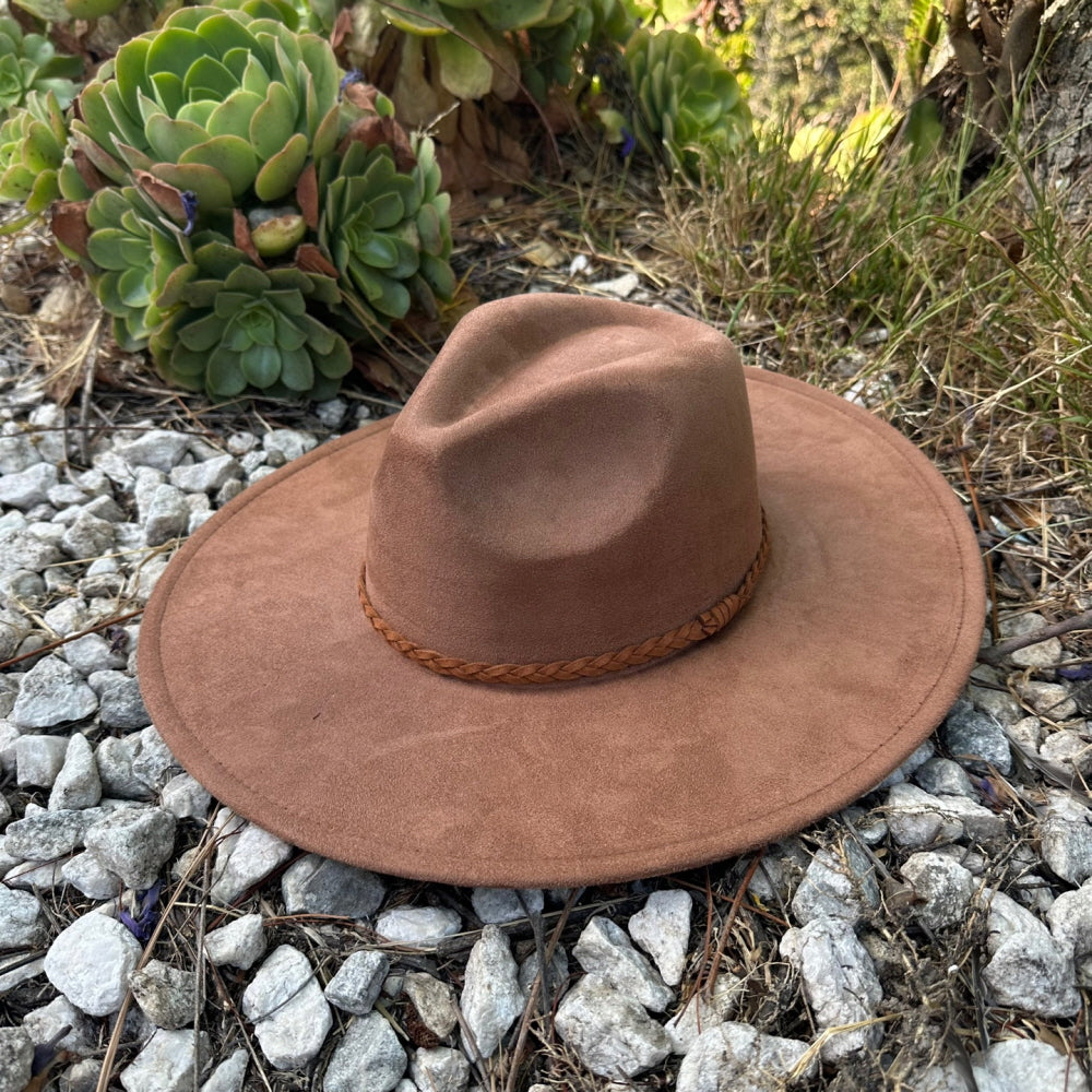 WIDE BRIM VEGAN SUEDE HAT W/ BRAIDE BELT