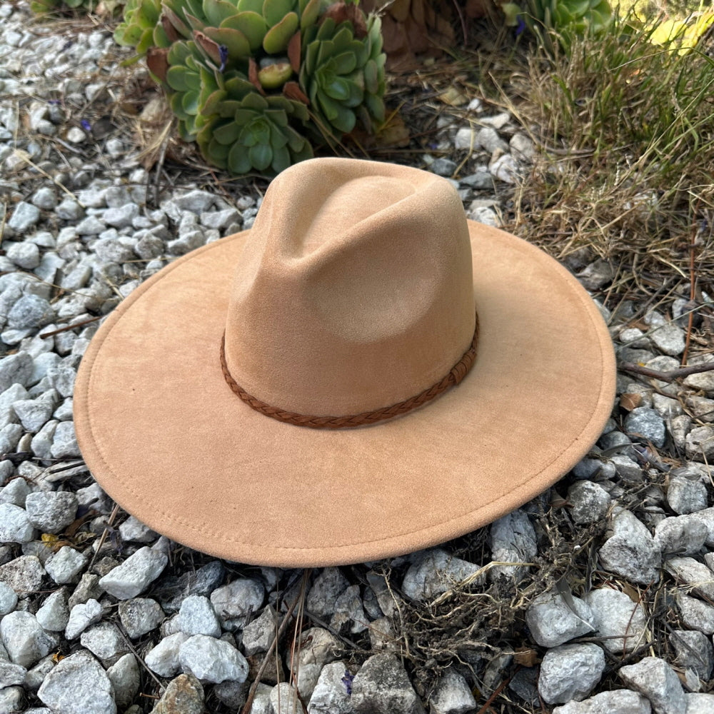 WIDE BRIM VEGAN SUEDE HAT W/ BRAIDE BELT