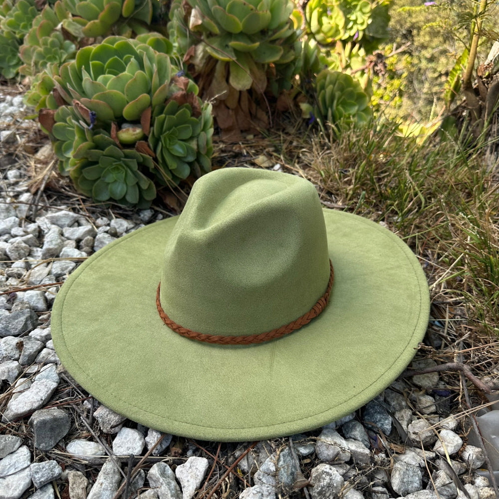 WIDE BRIM VEGAN SUEDE HAT W/ BRAIDE BELT