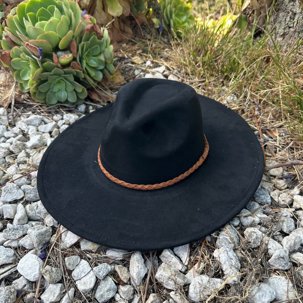 WIDE BRIM VEGAN SUEDE HAT W/ BRAIDE BELT