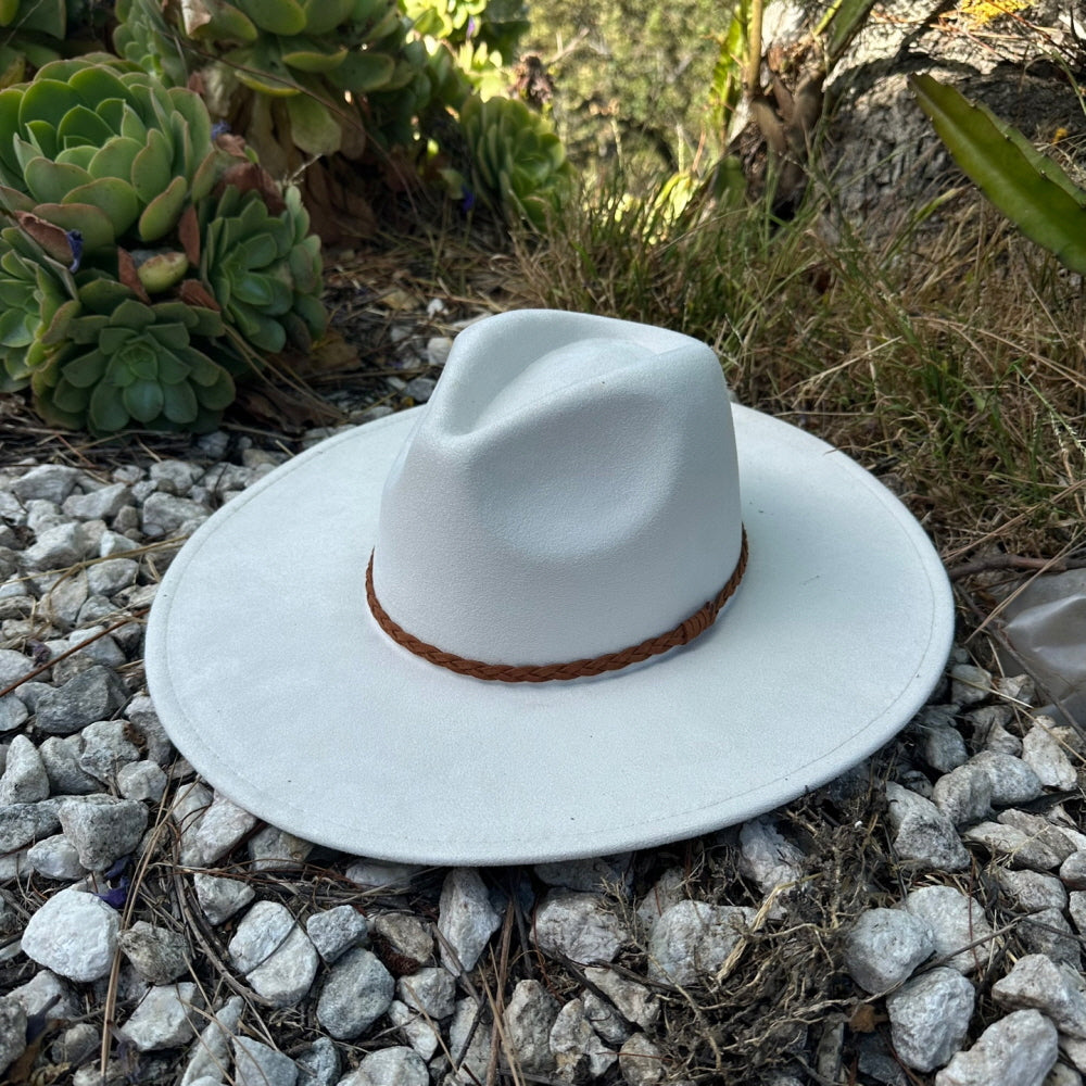WIDE BRIM VEGAN SUEDE HAT W/ BRAIDE BELT