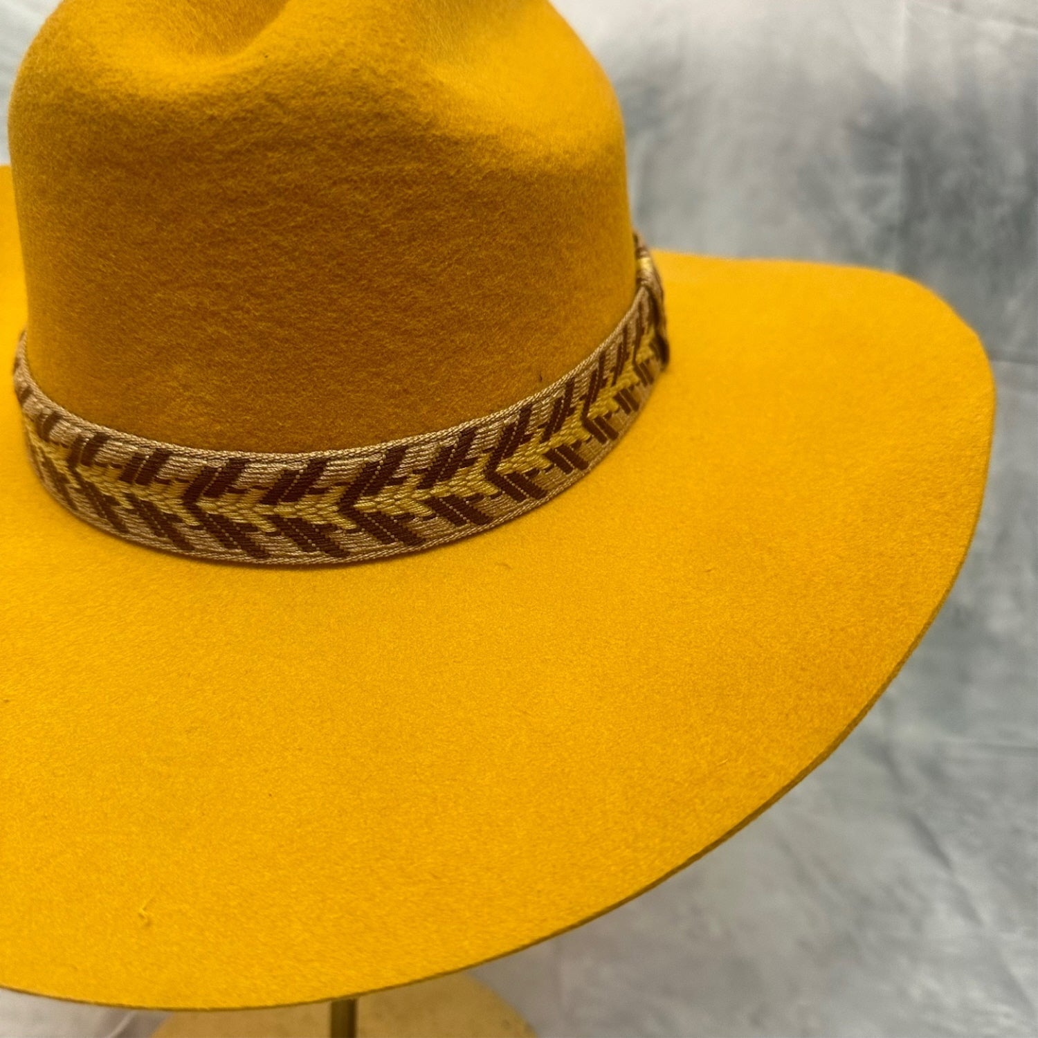 AUSTRIAN WOOLVINTAGE CATTLEMAN HAT WITH JAQUARD TAPE