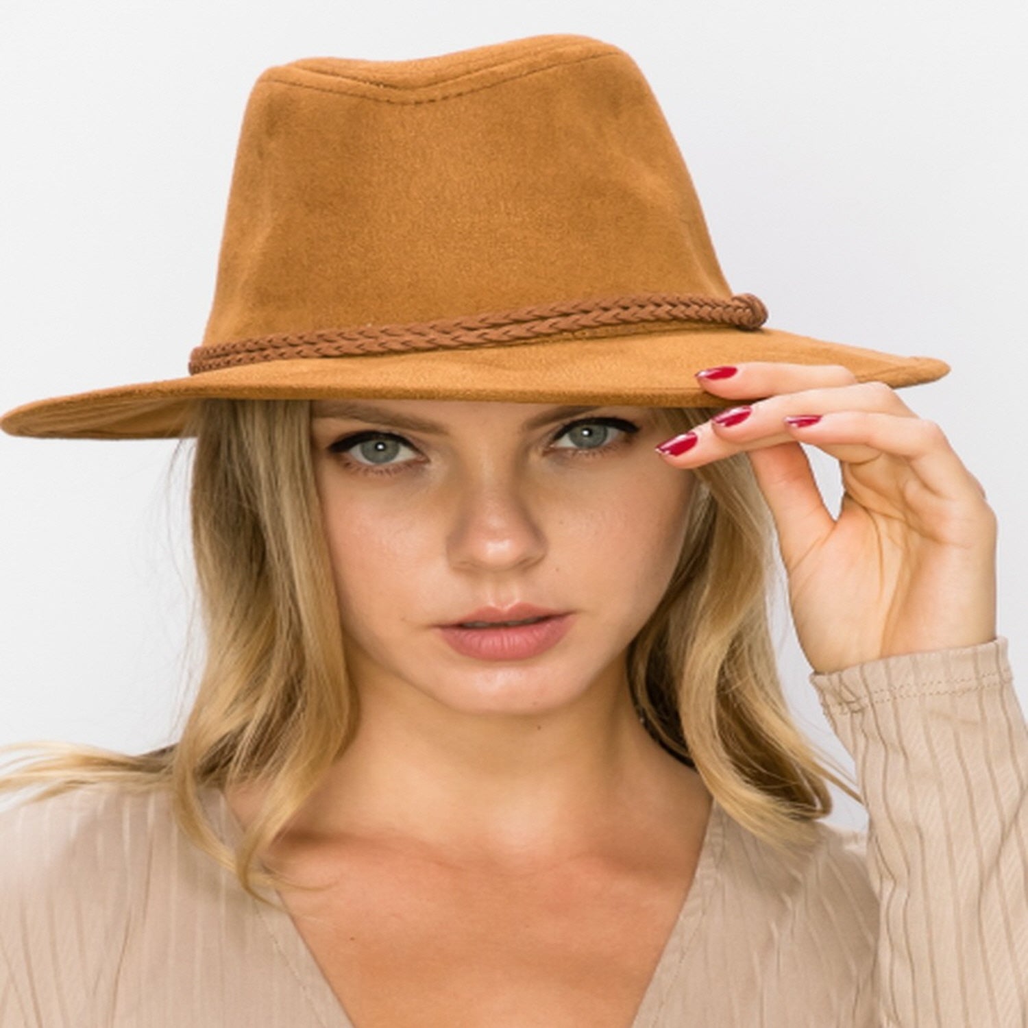 SHORT BRIM SUEDE RANCHER HAT W/ BRAIDE SUEDE BEELT