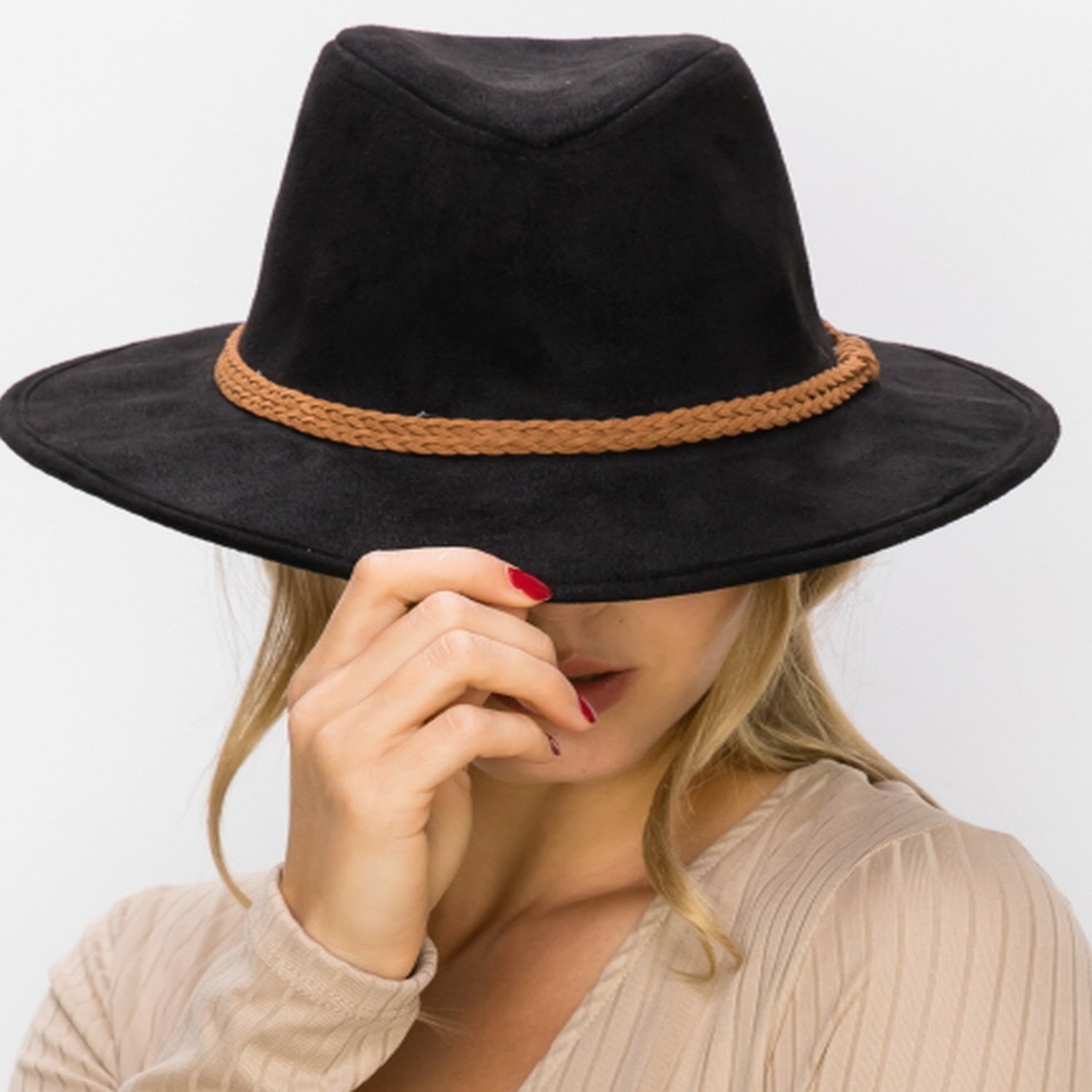 SHORT BRIM SUEDE RANCHER HAT W/ BRAIDE SUEDE BEELT