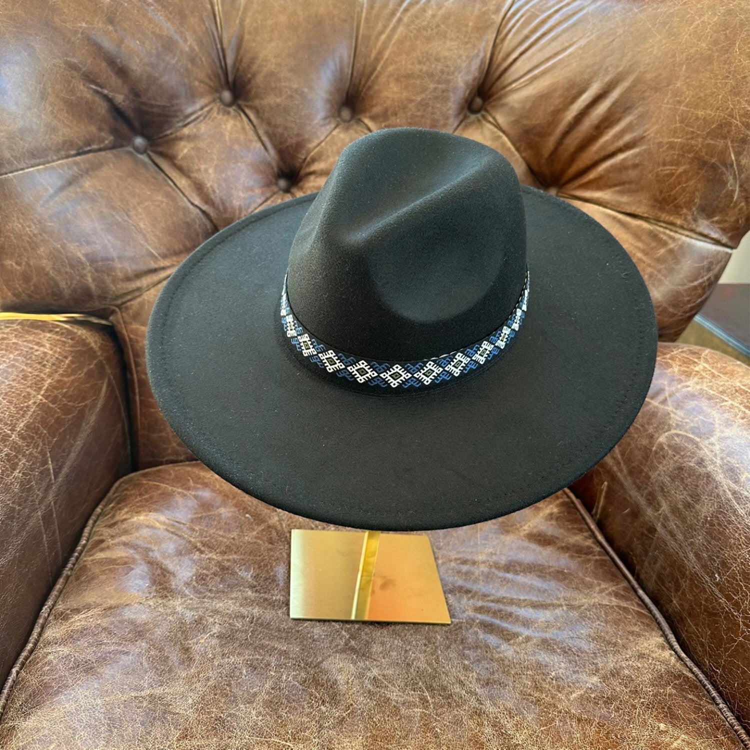 FASHION CLASSIC WIDE BRIM VEGAN FELT FEDORA W/ JAQUARD TAPE