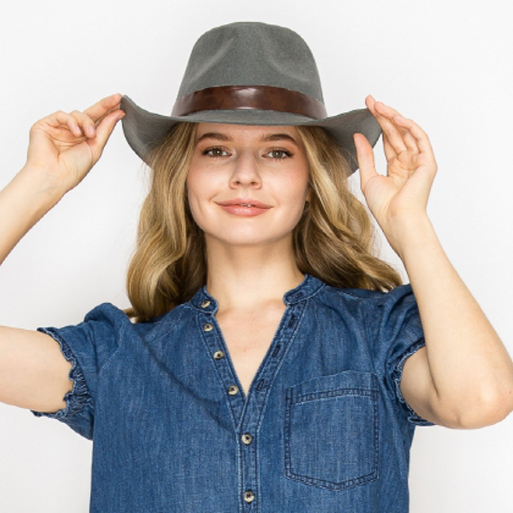 COWBOY WOOL HAT WIH LEATHER BELT