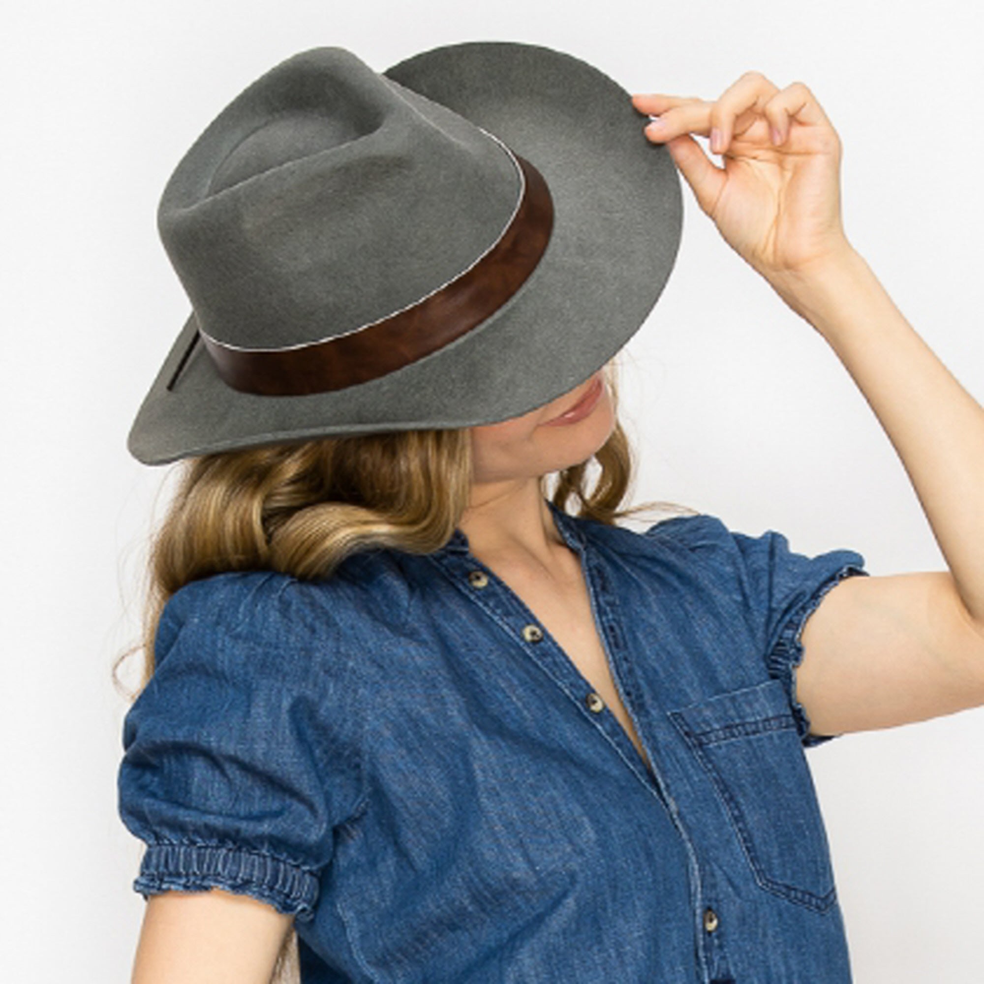 COWBOY WOOL HAT WIH LEATHER BELT