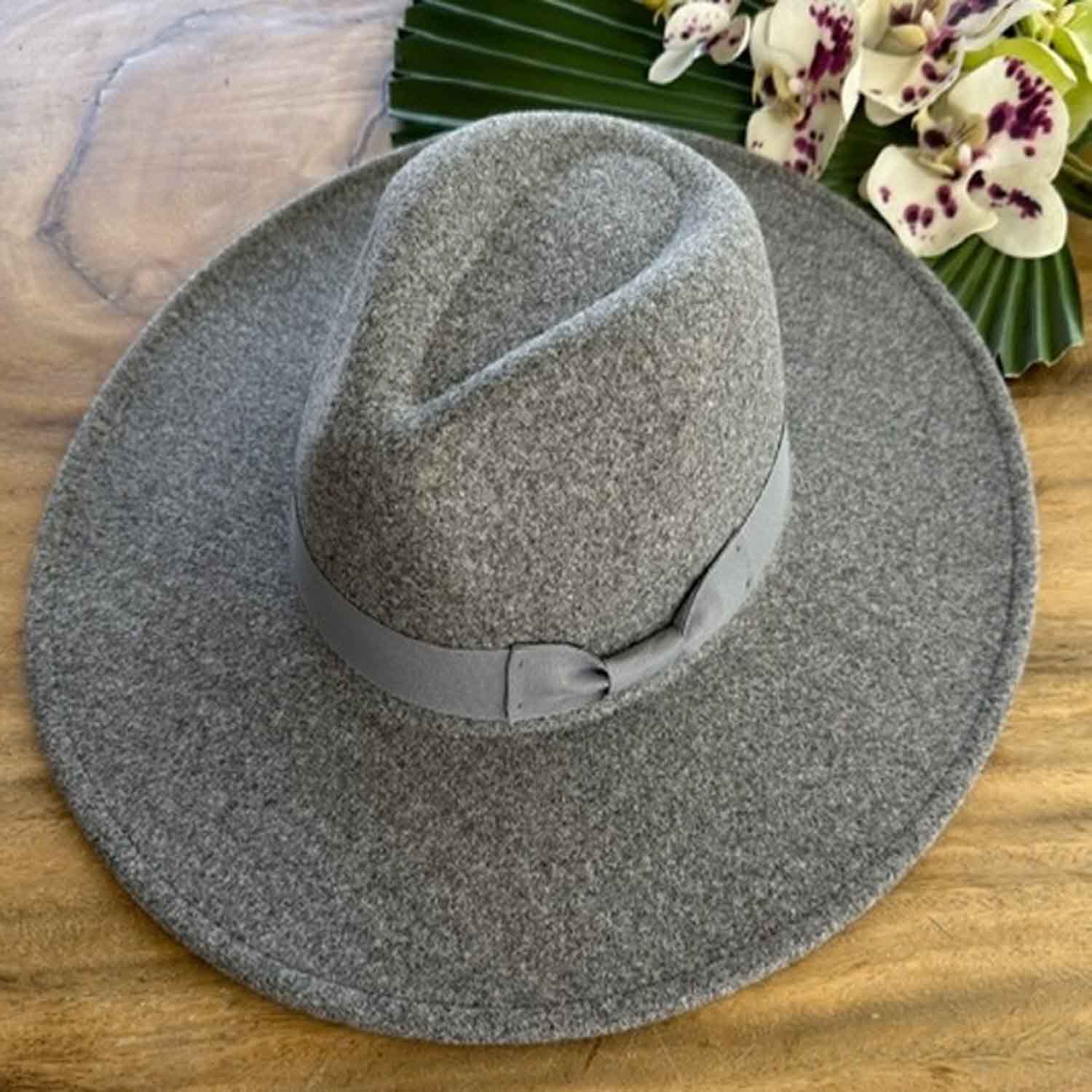 VEGAN FELT FEDORA W/ BOW