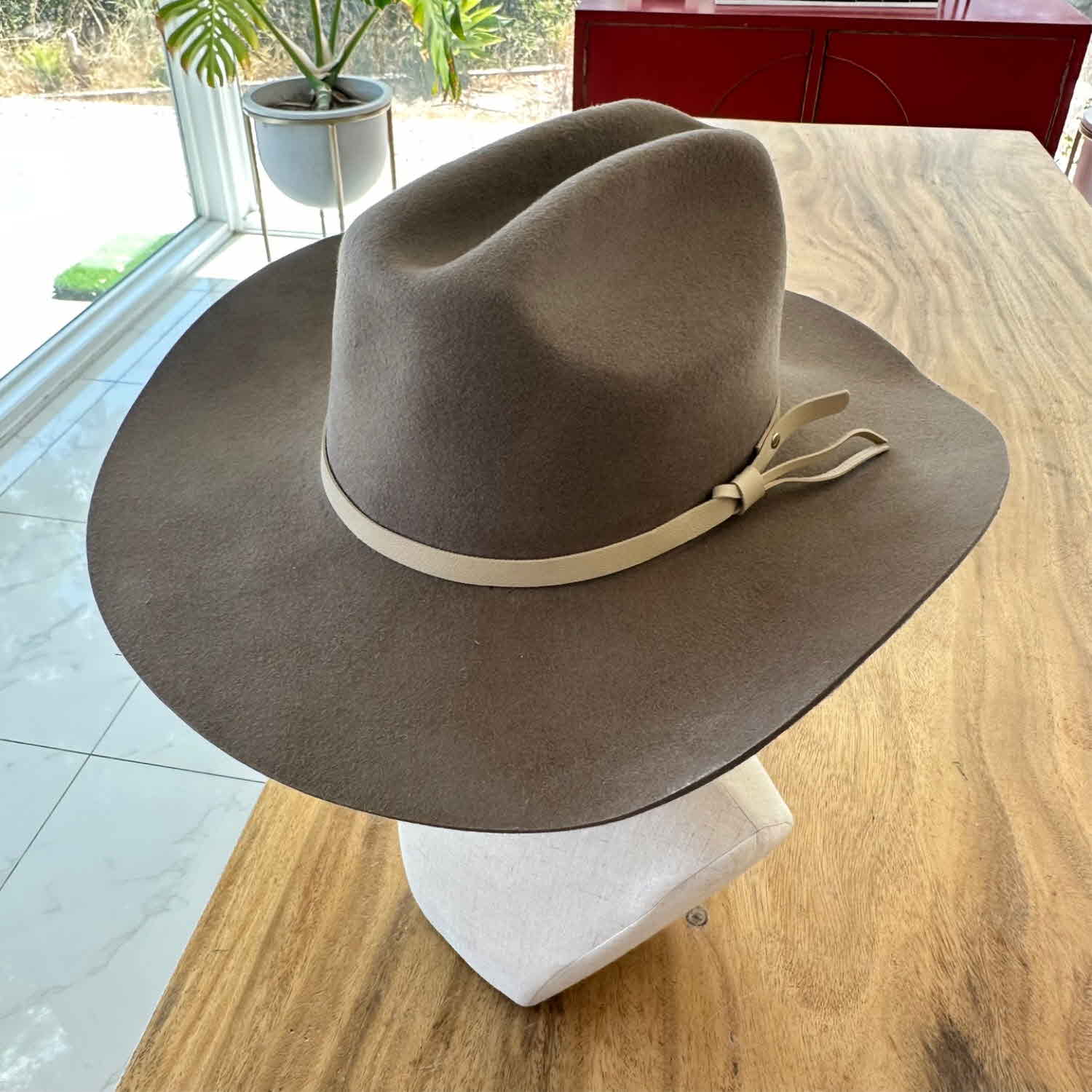 WOOL CATTLEMAN COWBOY WESTERN HAT W/ LEATHER BELT