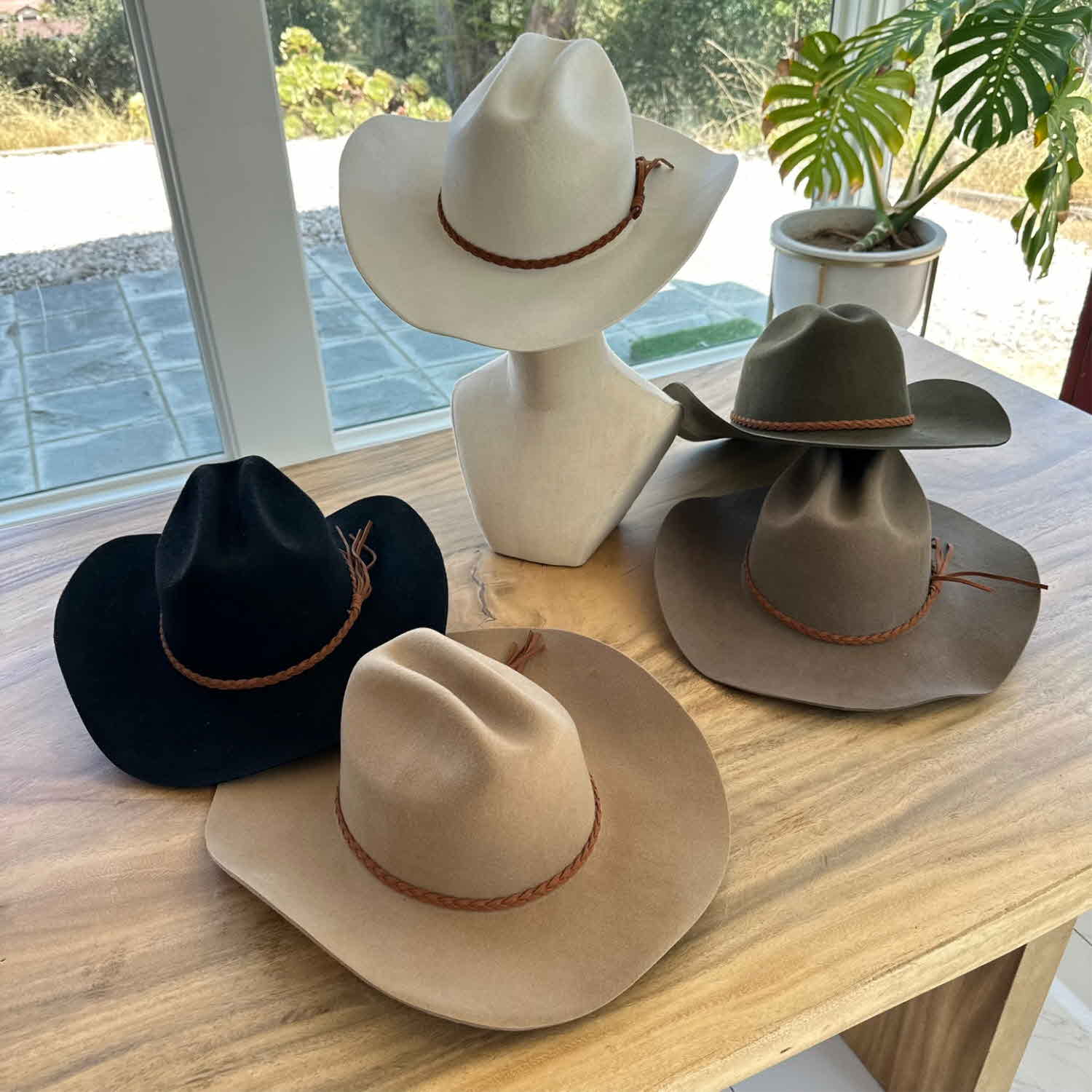 WOOL CATTLEMAN COWBOY WESTERN HAT W/ SUEDE BELT (Copy)