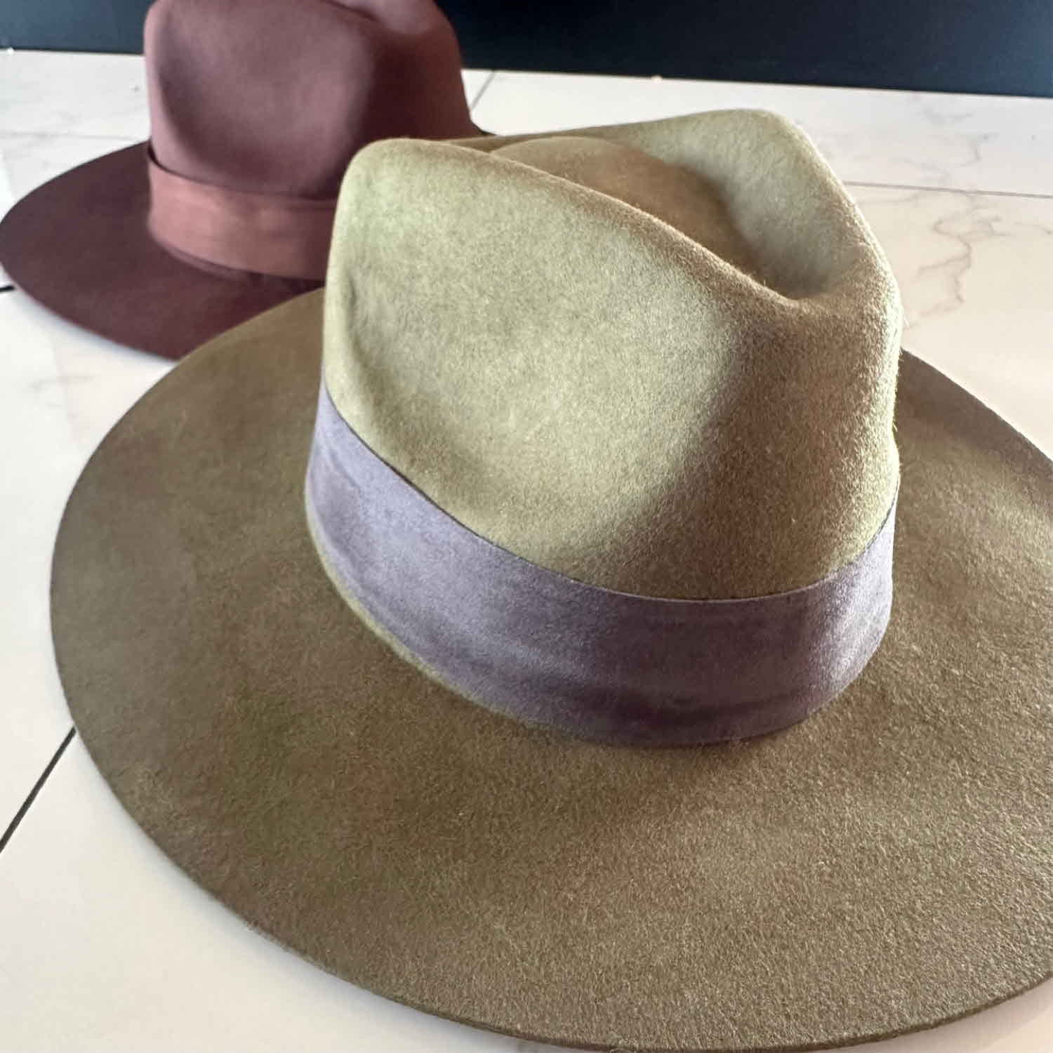 WOOL RANCHER HAT WITH VELVET BAND