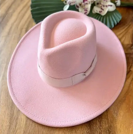 VEGAN FELT RANCHER WITH RIBBON