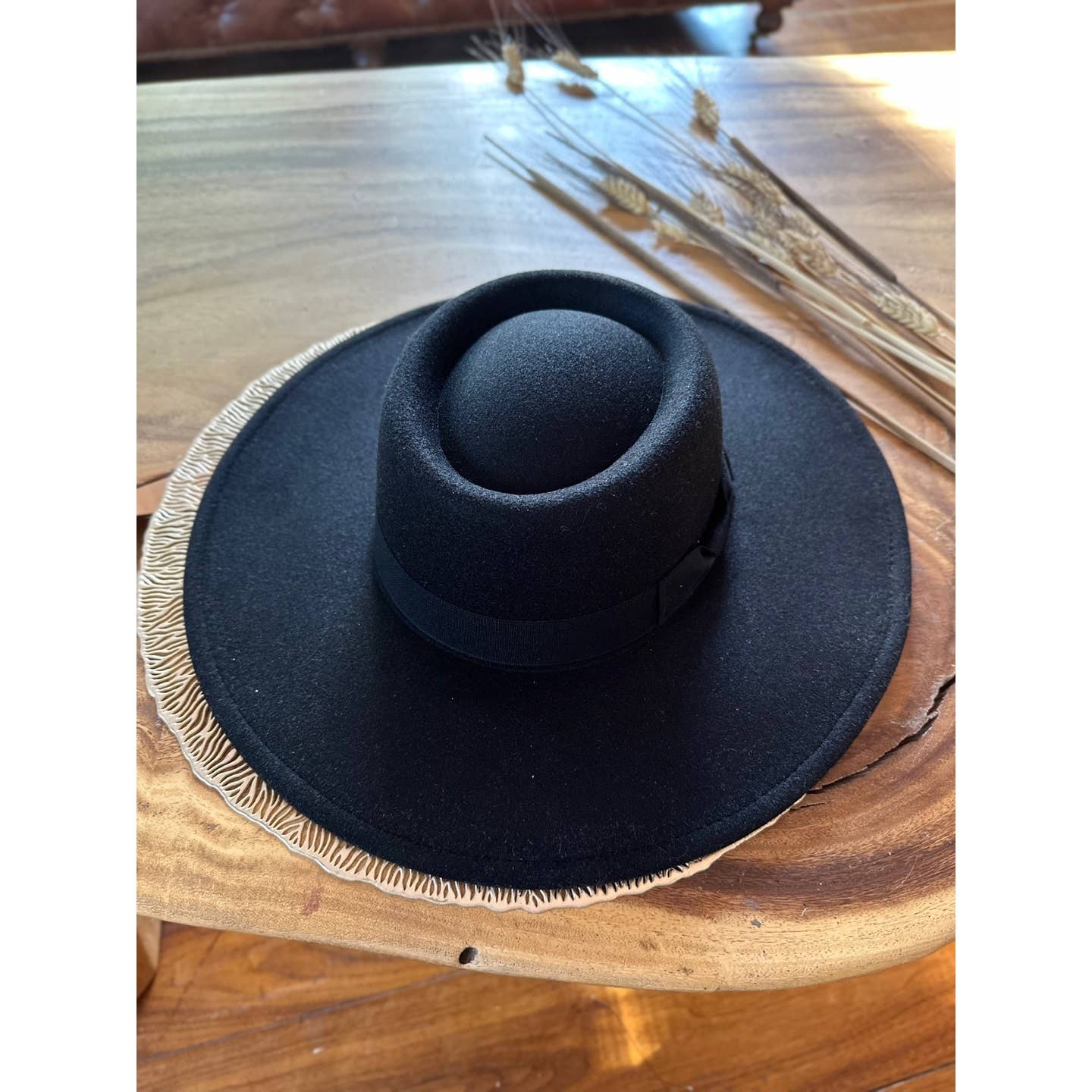 Structured Wide Brim Hat in Faux Felt