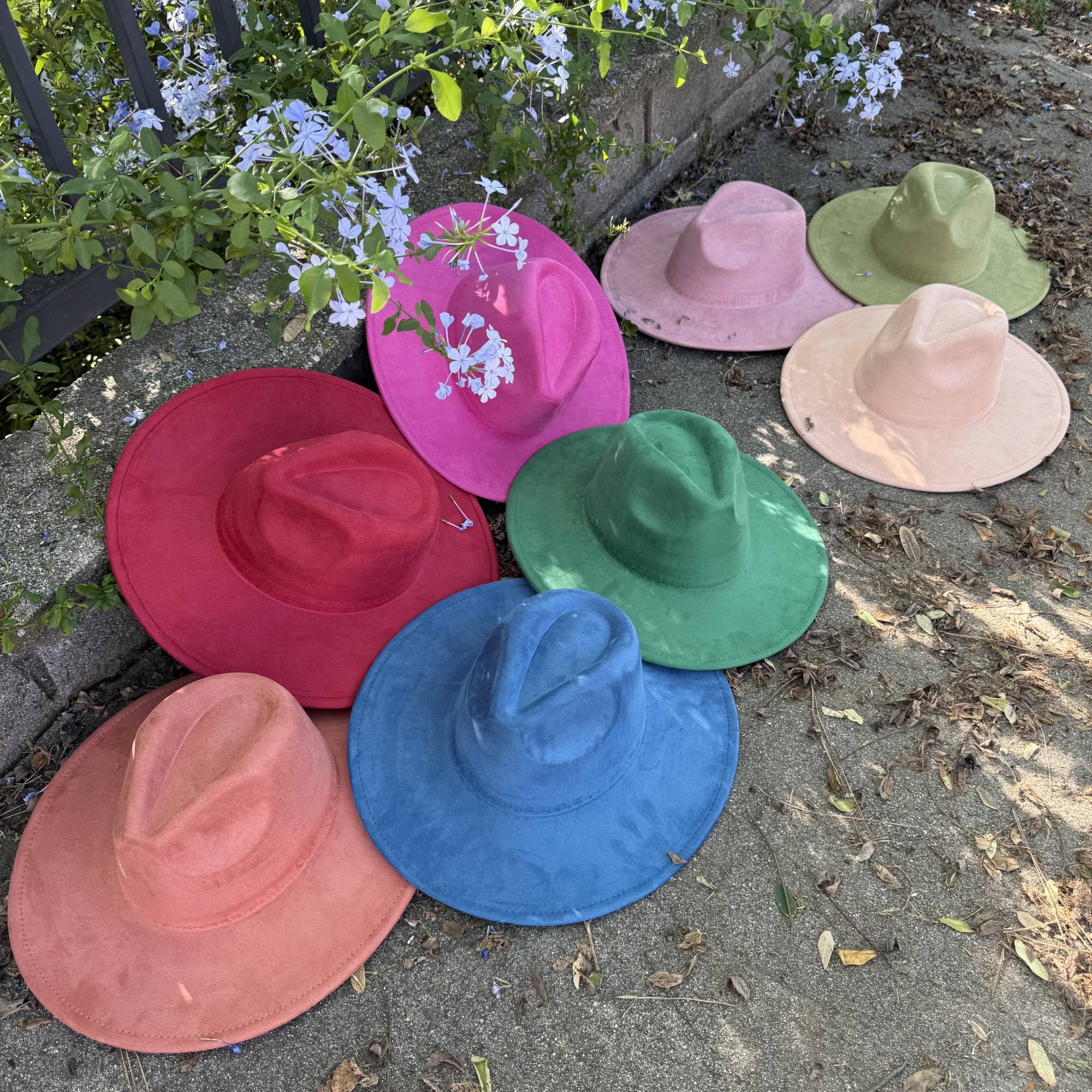 Classic Wide Brim Suede Premium Hat