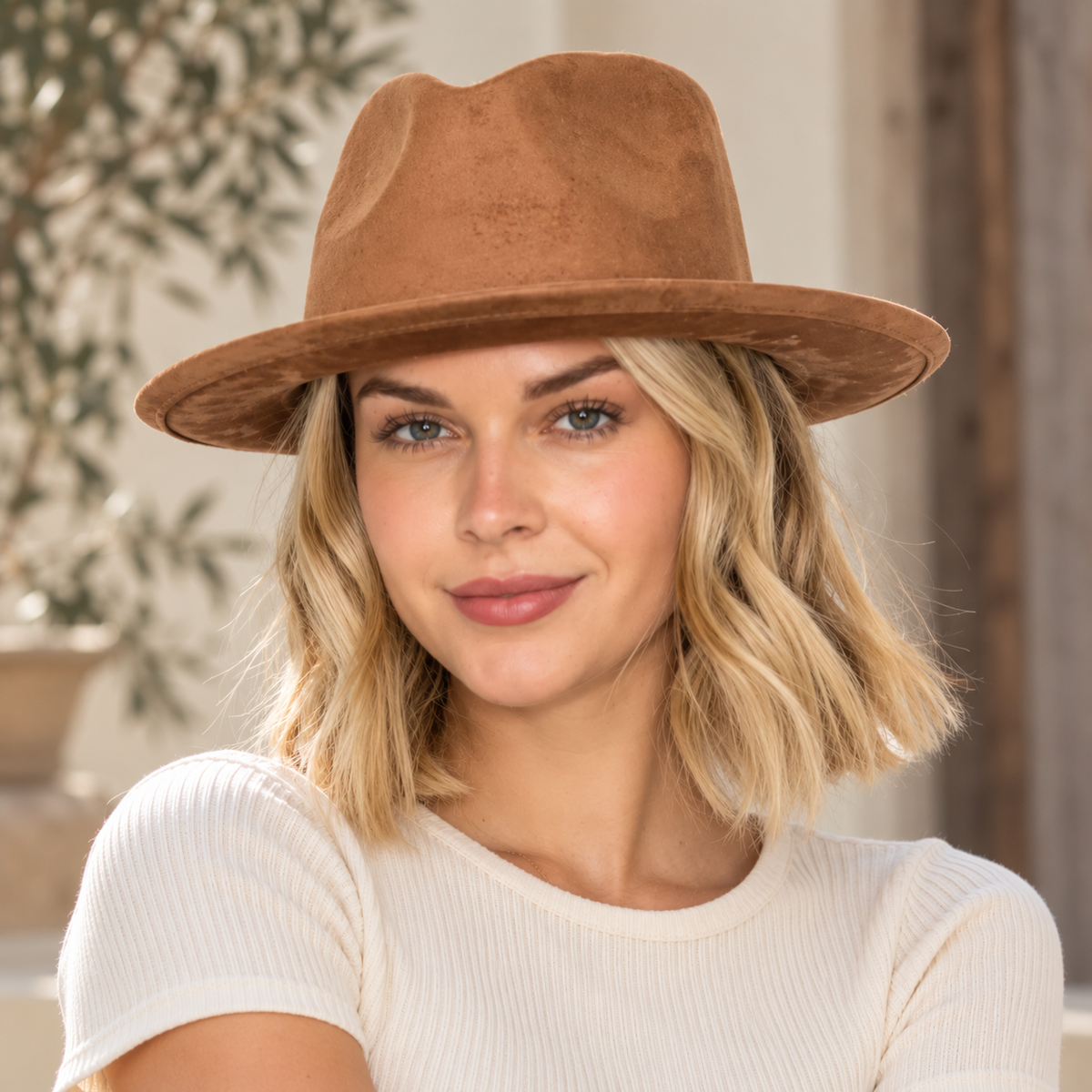 Vegan Suede Short Rancher