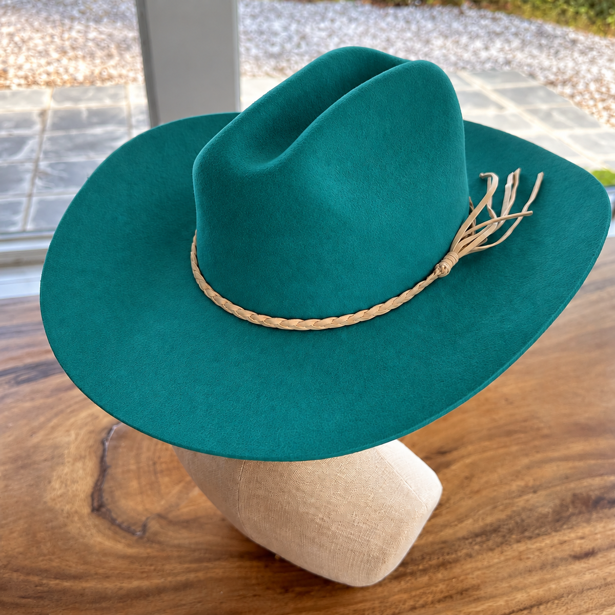 Wool Cattleman Cowboy Hat w/ Suede Belt
