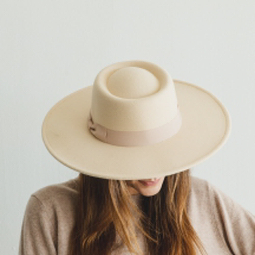 VEGAN FELT BOATER HAT WITH RIBBON