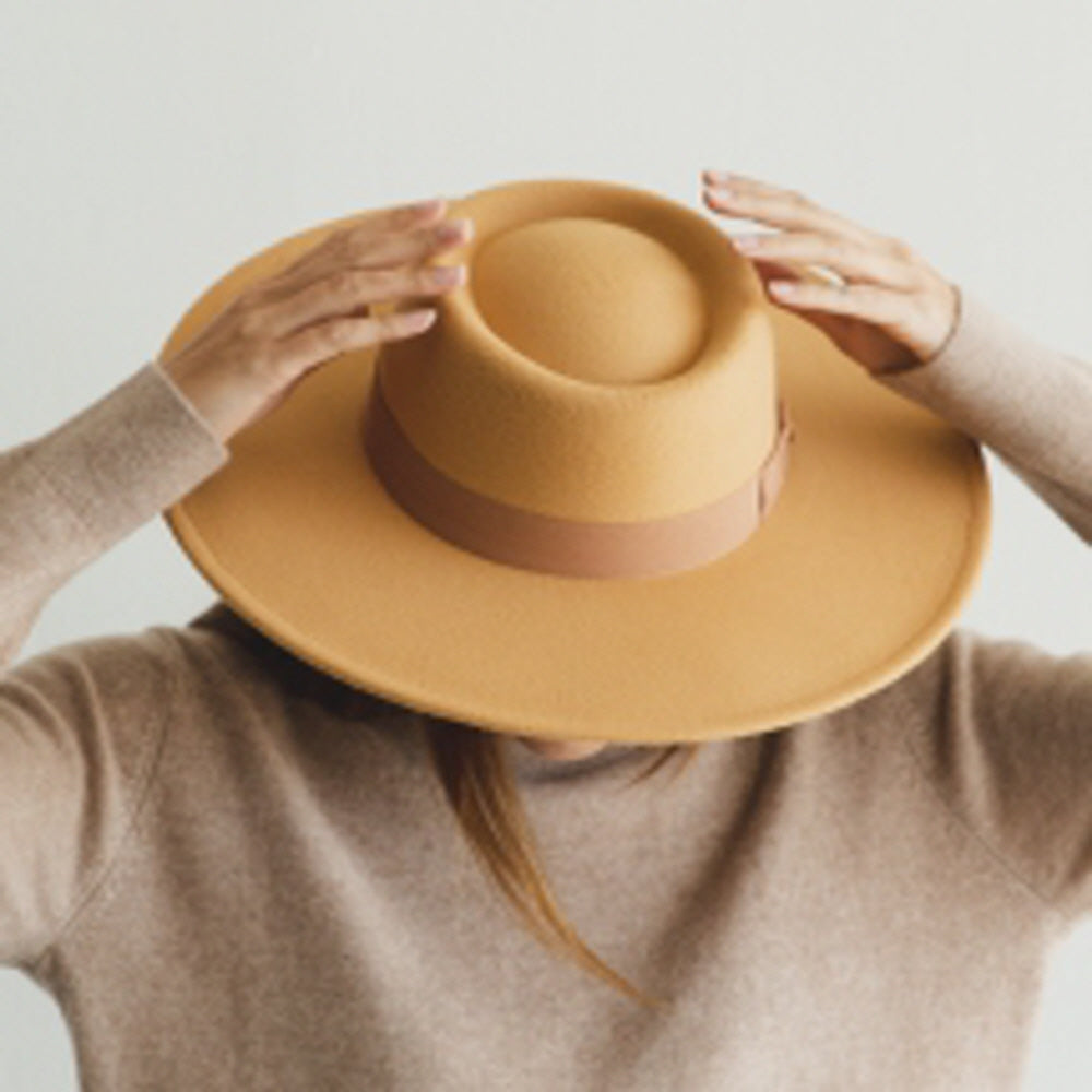 VEGAN FELT BOATER HAT WITH RIBBON