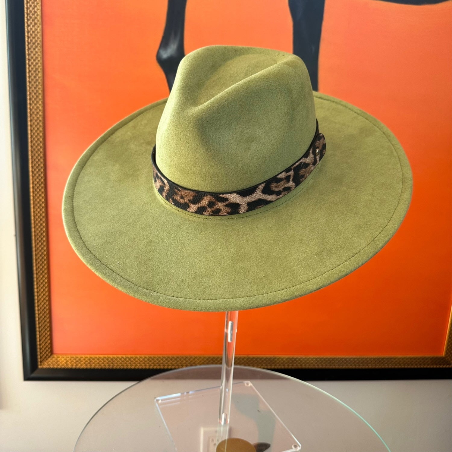 WIDE BRIM VEGAN SUEDE HAT WIDE LEOPARD LEATHER BELT