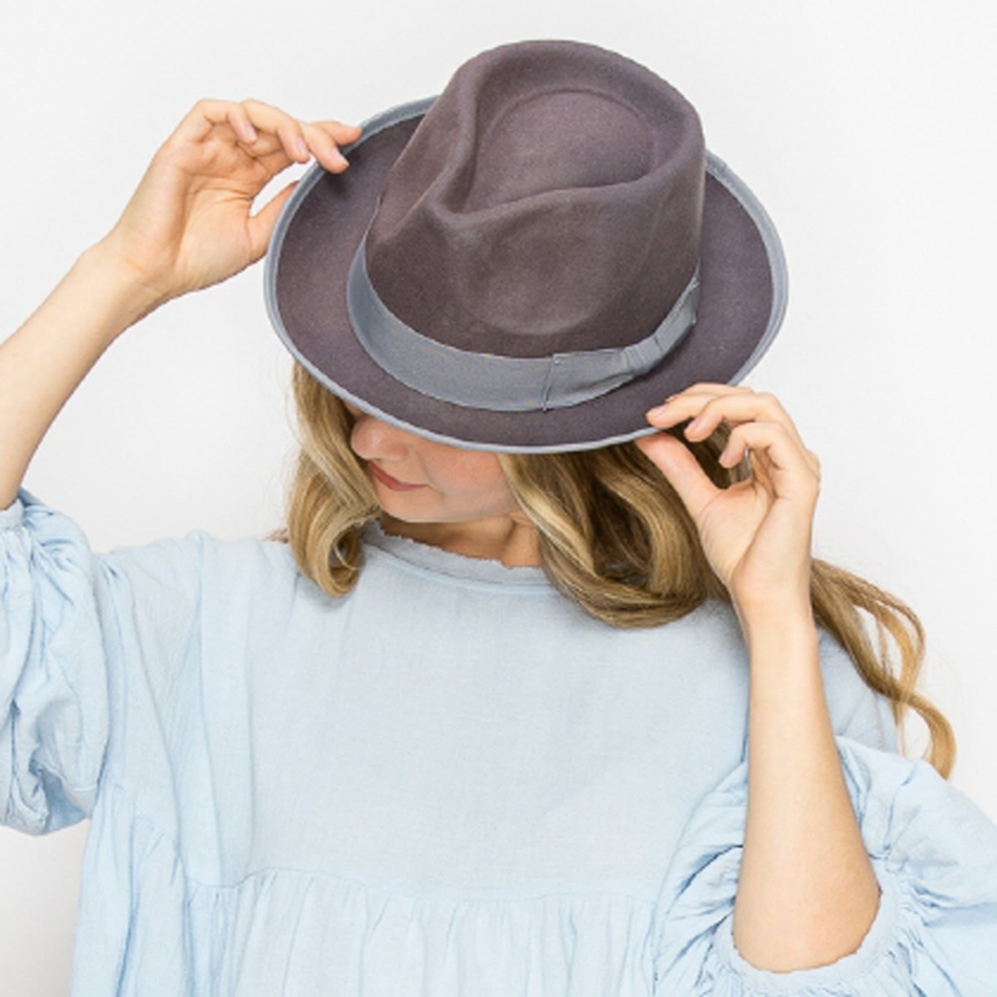 CLASSIC WOOK FEDORA WITH RIBBON-GREY