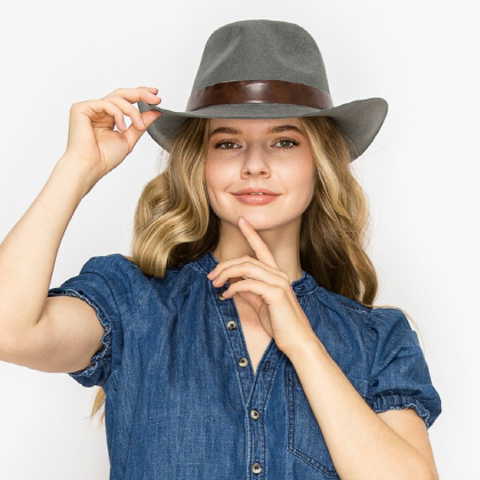 COWBOY WOOL HAT WIH LEATHER  BELT