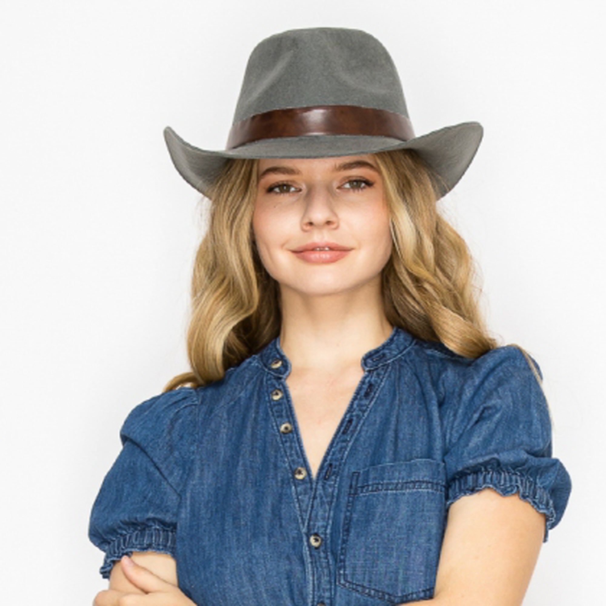 COWBOY WOOL HAT WIH LEATHER  BELT