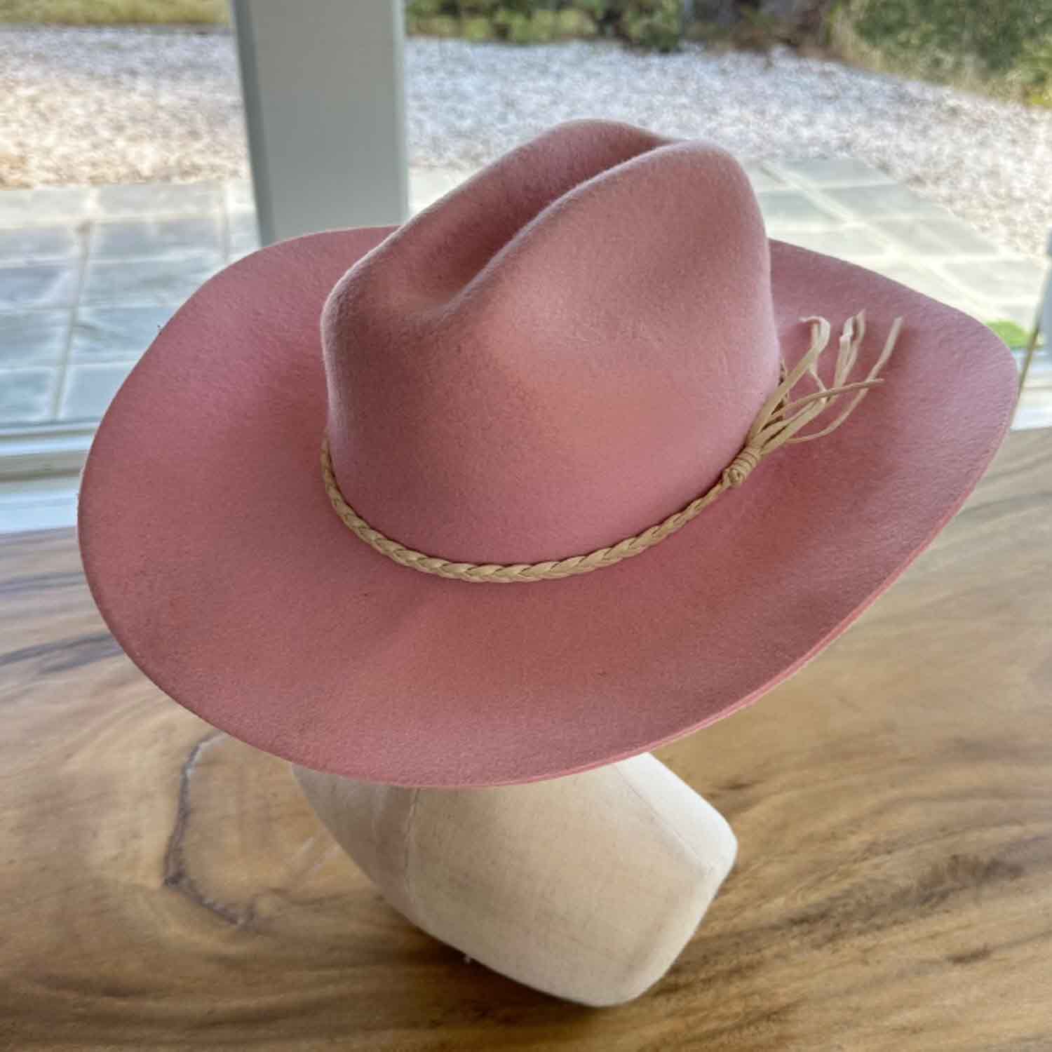 WOOL CATTLEMAN COWBOY WESTERN  HAT W/ SUEDE BELT