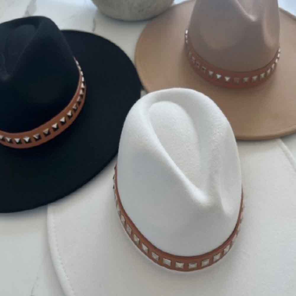 VEGAN FELT FEDORA  W/STUDDED LEATHER BELT