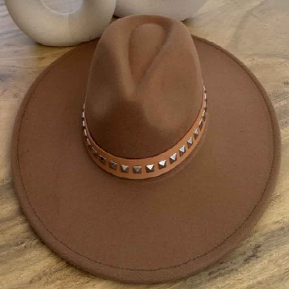 VEGAN FELT FEDORA  W/STUDDED LEATHER BELT