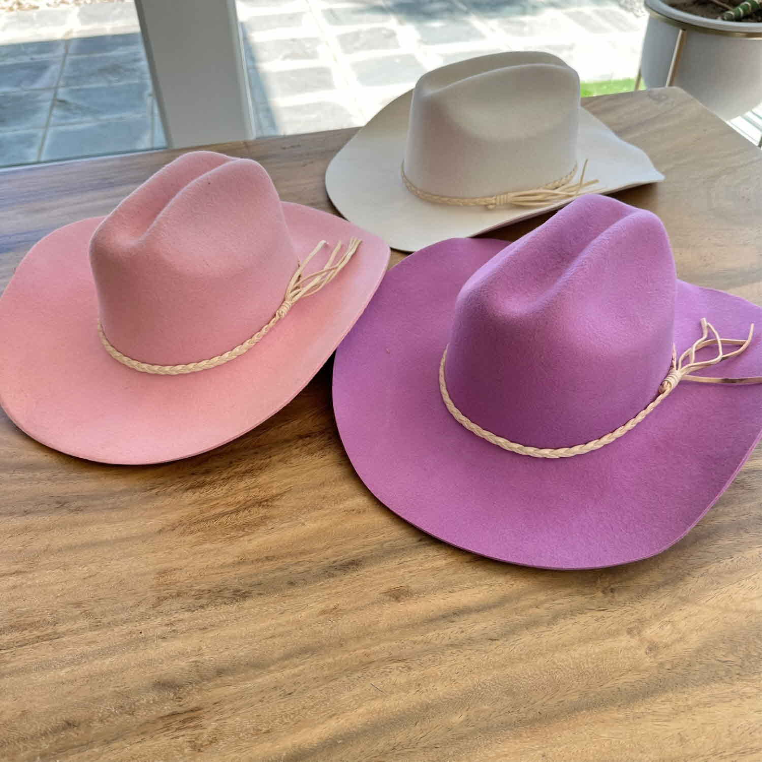 WOOL CATTLEMAN COWBOY WESTERN  HAT W/ SUEDE BELT