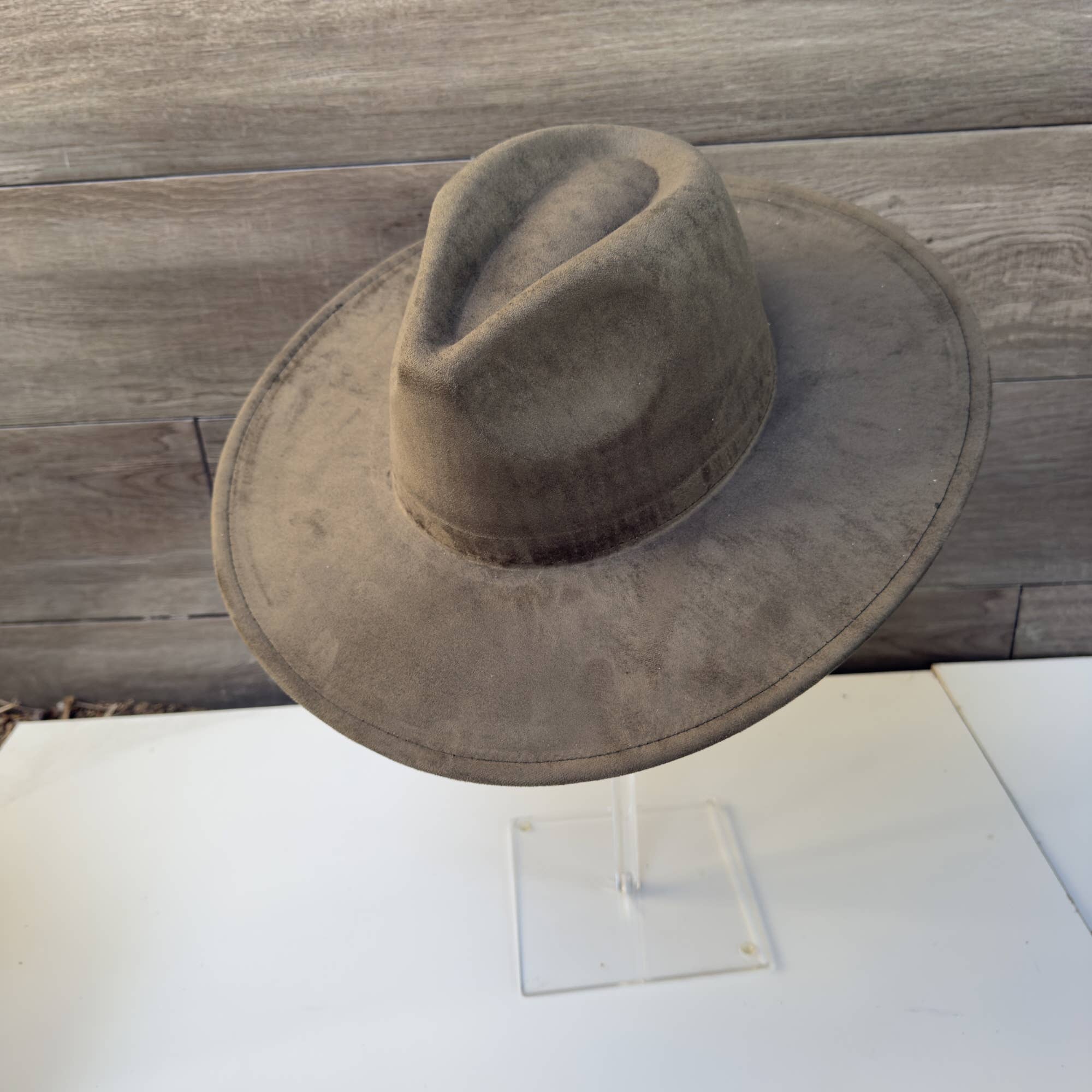 Classic Wide Brim Suede Premium Hat