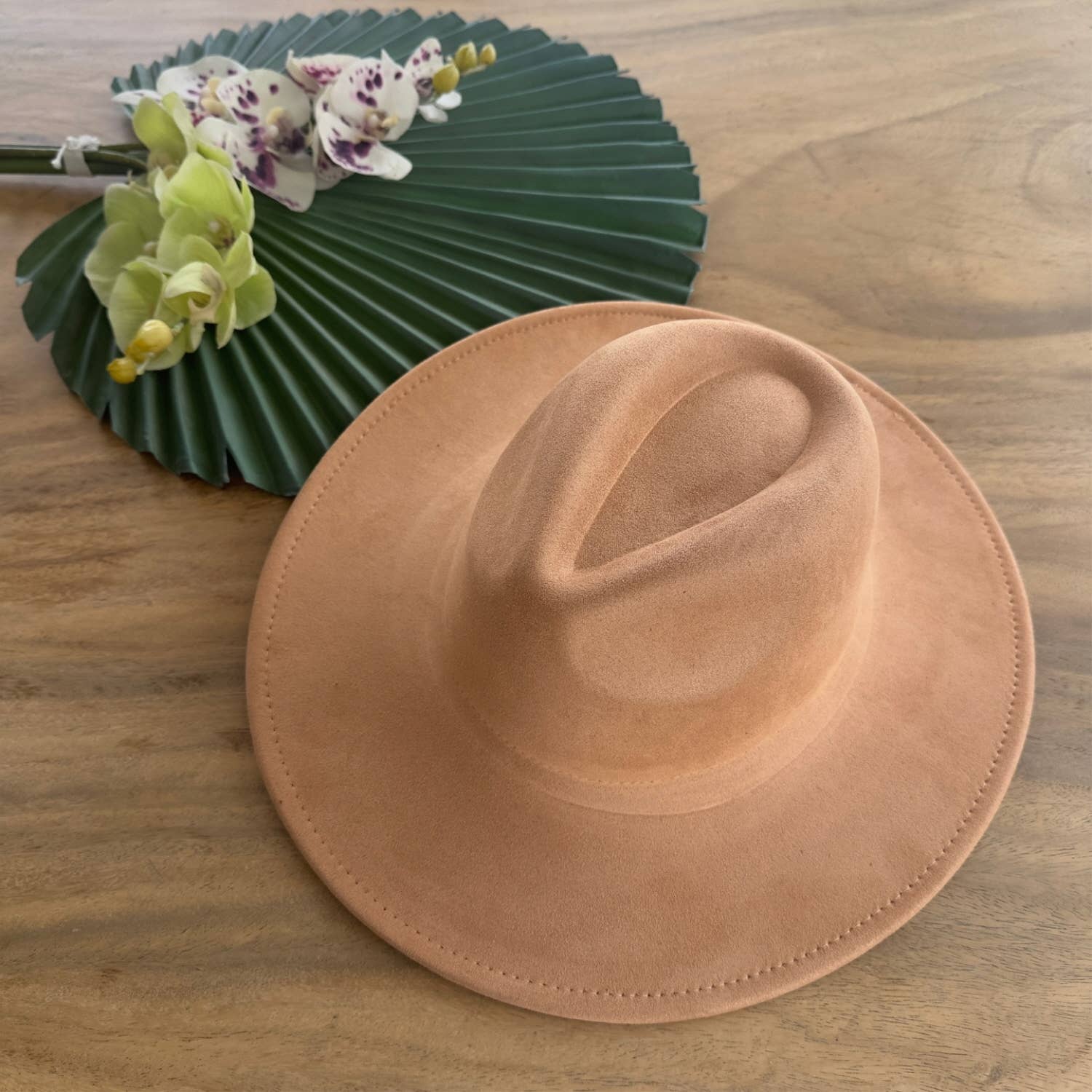 Classic Wide Brim Suede Premium Hat