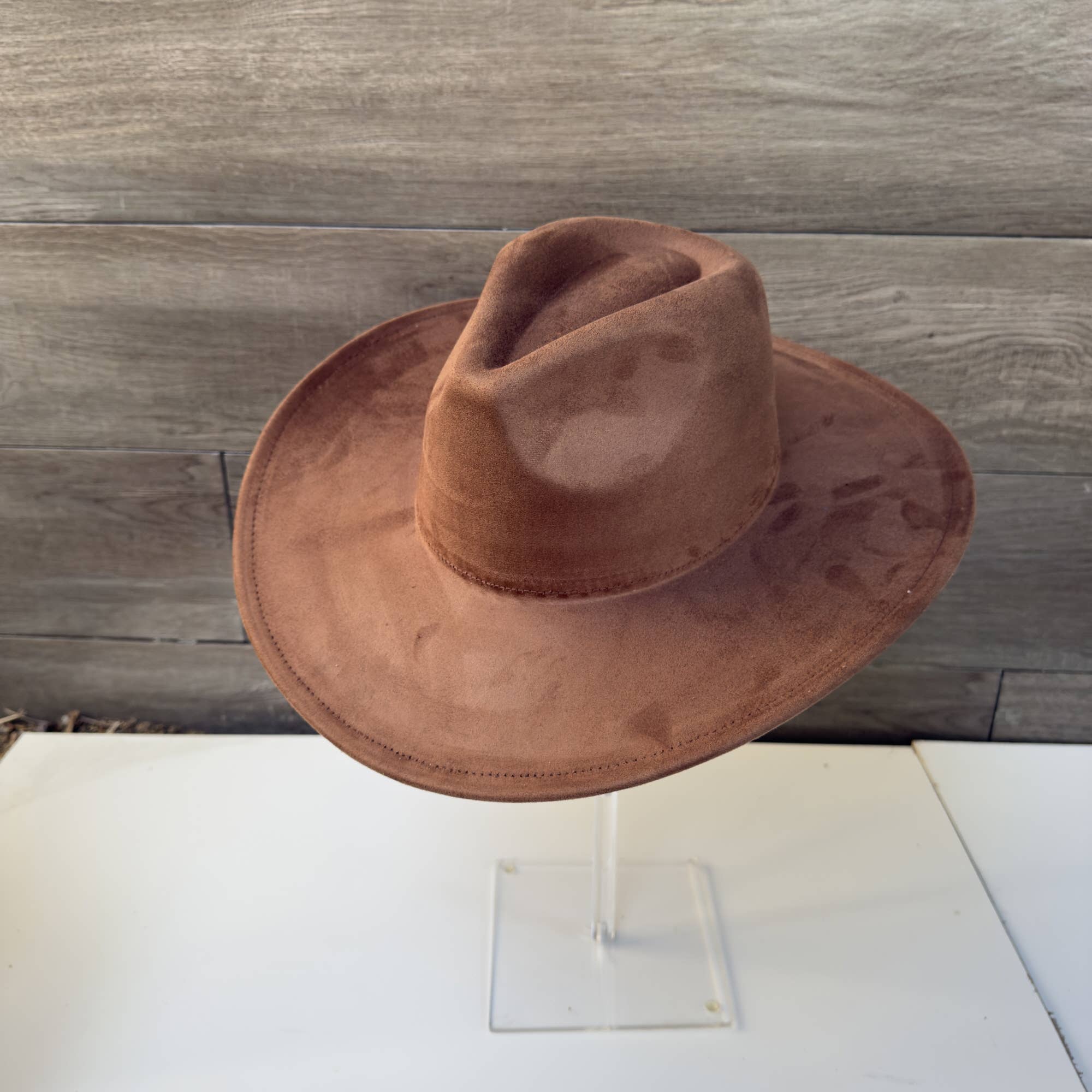 Classic Wide Brim Suede Premium Hat